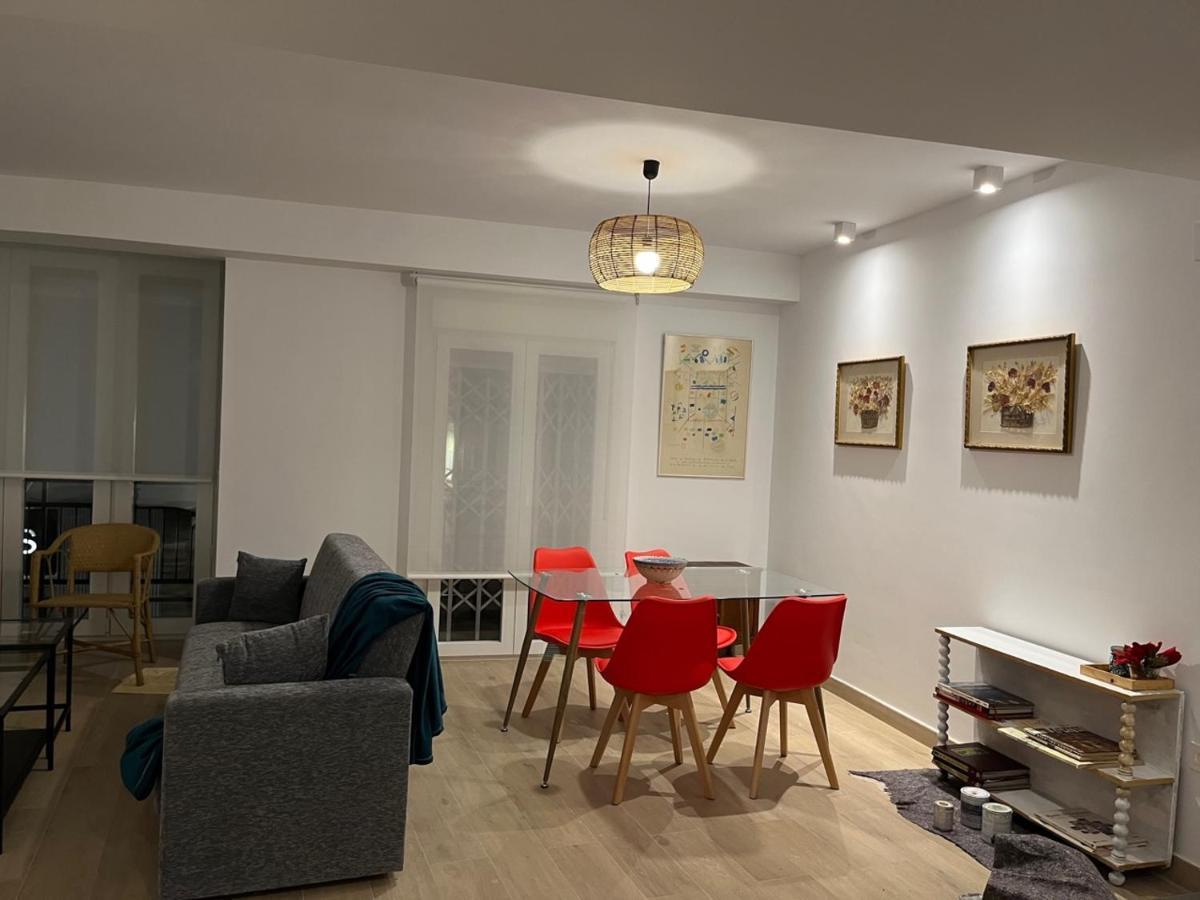 Precioso apartamento con patio Granada Exterior foto